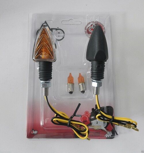 COPPIA FRECCE NERE GAMBO CORTO OMOLOGATE UNIV per Aprilia SHIVER