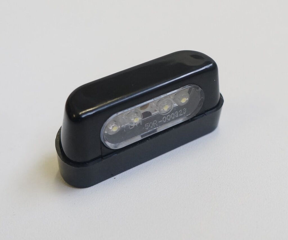 LTC1 LUCE TARGA 4 LED LEDS NERA UNIVERSALE OMOLOGATA per Yamaha FZ6 Fazer